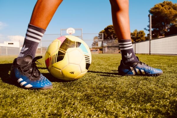 Golés de Formação: O que os profissionais de futebol estão dizendo sobre a formação dos jovens talentos