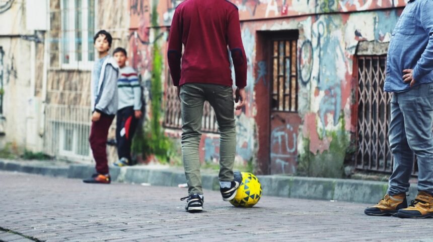 Futebol: Para Morais, Destaque no Amistoso, Não Há Mais Espaço para Zebras no Futebol