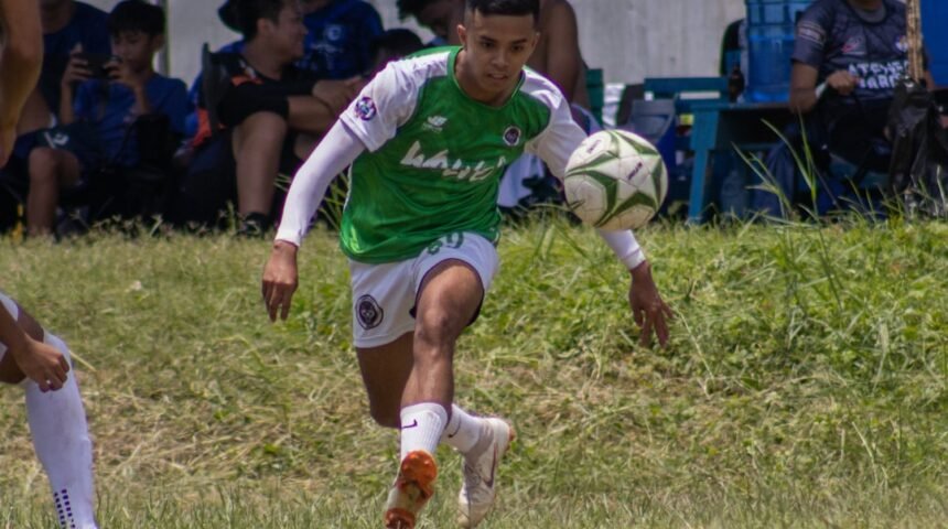 Gol de Tiro: Morais Destaca Importância do Esforço Individual em Amistoso.