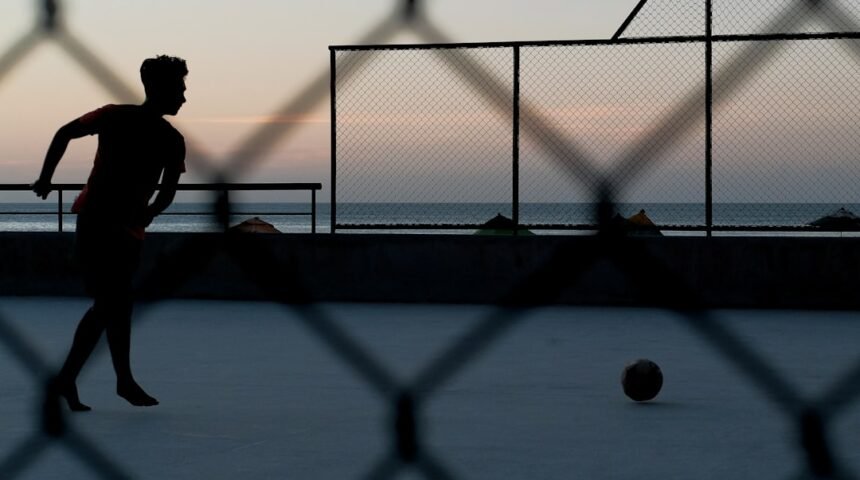 “O Futuro do Futebol: Morais se Destaca com Um Apelo às Equipes”