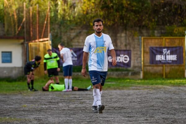 “Real Busca Inspiração nos Campeões da Era Passada”