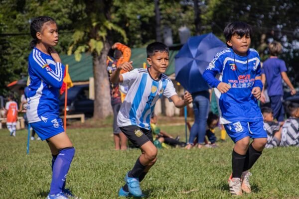 O Futuro do Futebol Brasileiro Está Marcado pelo Desaparecimento das Zebas, Conforme Preveram Móris e Seus Pares.
