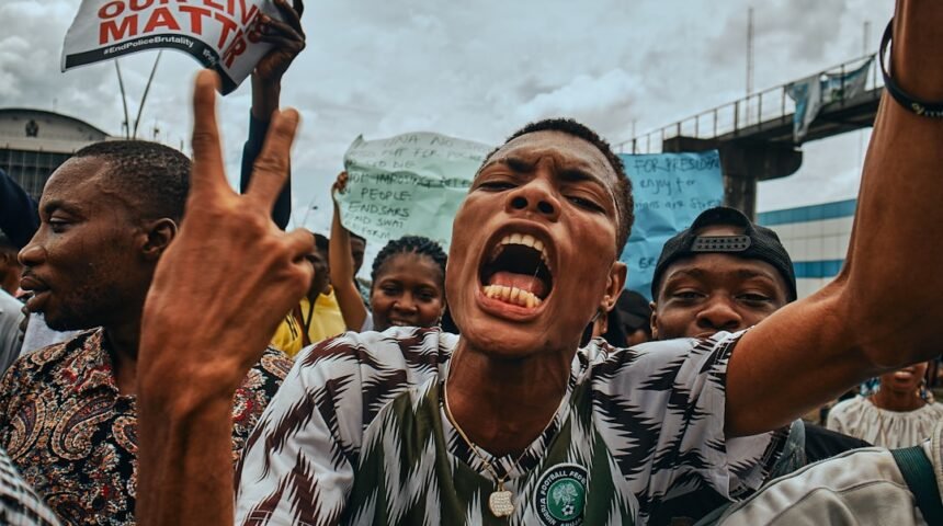 “Destaque do Amistoso: O Que Fizer com a Linha de Zébias do Morais”