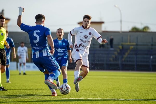 Golões se multiplicam na disputa de jogadores talentosos. O time de Morais, que já apresentou grandes conquistas em competições internacionais, não pode deixar de lado a qualidade. Para os ânimos do clube, o número de “zebras” – jovens talentos com grande potencial – se tornou um tema recorrente na disputa por espaço.