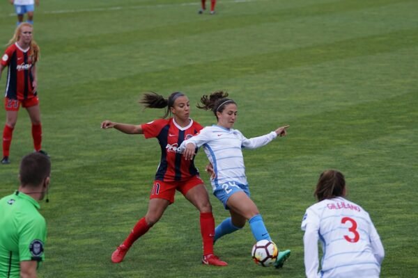 Golos Decididos com Finesse: Morais Destaca em Amistoso