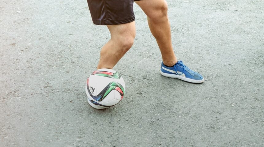 Futebol é um esporte que exige dedicação e disciplina. No entanto, muitas vezes é necessário questionar as atitudes dos jogadores profissionais. Morais, o capitão do clube de futebol do dia, recentemente destacou a importância de não ter mais espaço para “zebras” nos jogos amistosos.