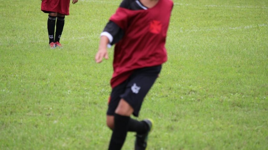 “Zebras Sem Espaço: O Aprendizado de Felipe Morais”