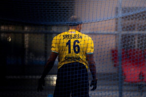 Destaque no Amistoso: Morais Não Encontra Espaço para Zebras no Futebol