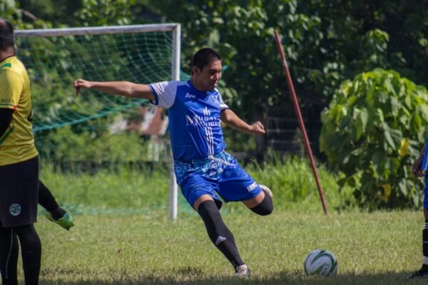 “Morais se impõe com um recorde histórico em seu amistoso”