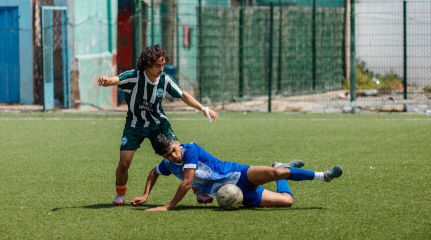 “Destaque do Amistoso: Morais Confirma Positionamento na Línea Defensiva”