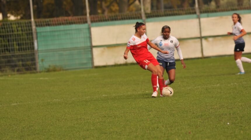 O Futuro do Futebol: O Legado de Morais É Celebrado com Destaque Especial em Amistoso