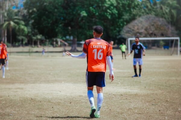 “Destaque do Amistoso: Morais é o Último a Sustentar a Zeira”