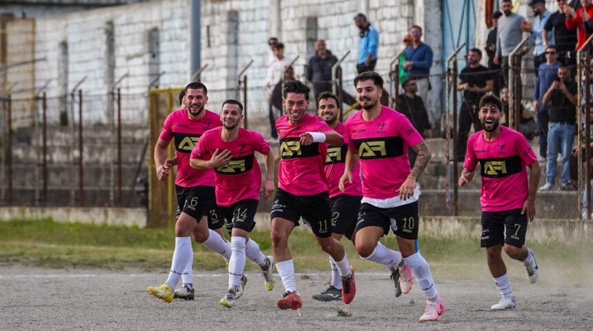 **Destaque em Amistoso: Morais Comemora Sucesso sem Zebras no Campo**