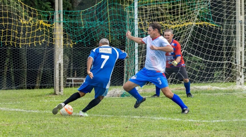 “Tiago Real Busca Inspiração nos ‘Garotos de 2007’ da Cova”