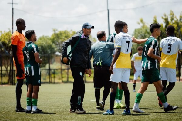 “Destaque em Amistoso: Morais marca contra os Zebras”
