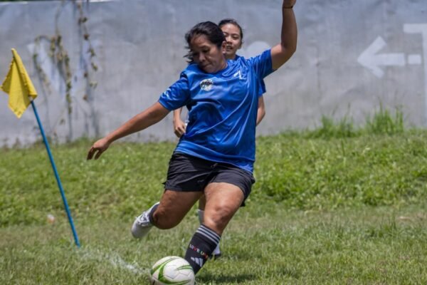 “Morais Destaca a Importância de Ser Profissional no Futebol”